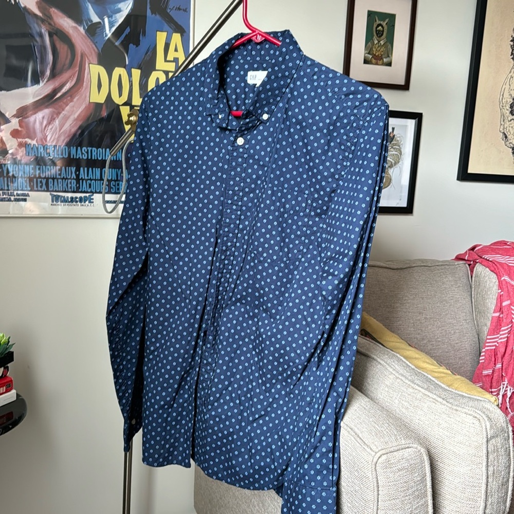 Gap Long Sleeve Slim Fit Button Up Medium